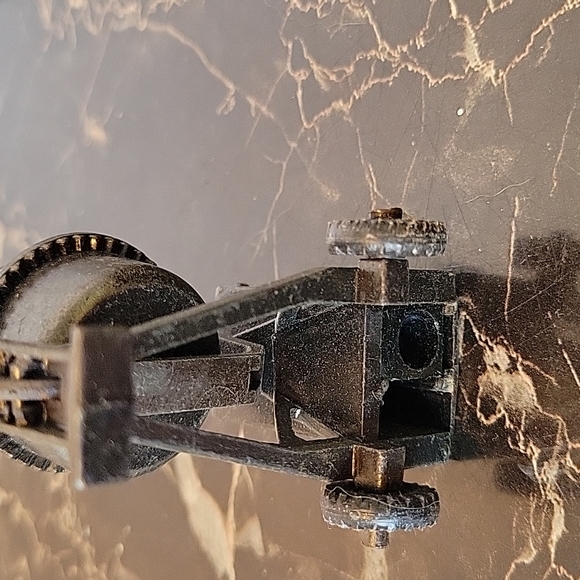 Vintage die-cast pencil sharpener miniature railroad concrete mixer - Picture 5 of 5